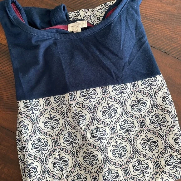 Beautiful Top - Picture 9 of 9